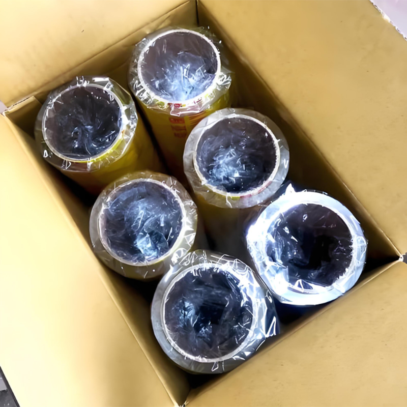 Highly transparent PVC cling film Highly transparent PVC cling film